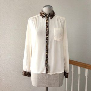 Cals- Women's Leopard Print Button Down Blouse Size Small